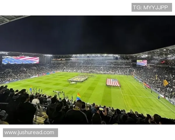 九位足球明星的传奇故事与他们在绿茵场上的辉煌成就分析 九位足球明星的传奇故事与他们在绿茵场上的辉煌成就分析